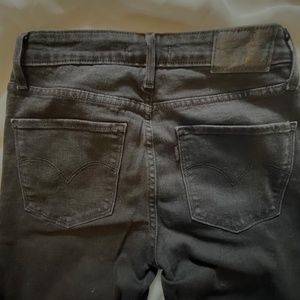Womens Levi’s black 721 High Rise Skinny Jeans